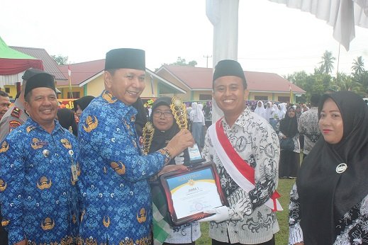 Wabup Rohul:  Kegiatan PGRI Kepenuhan Hulu, Paling Meriah dari Daerah Lainnya